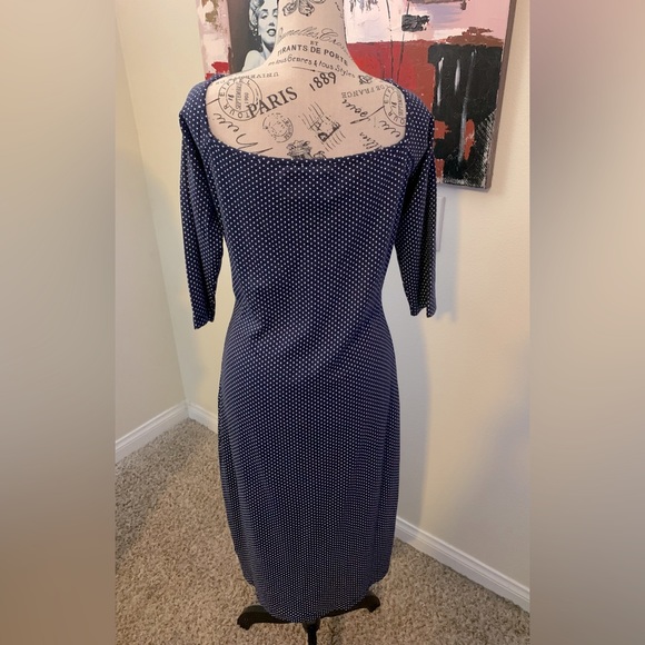 Sweet, polka dot wiggle dress! - Picture 3 of 4